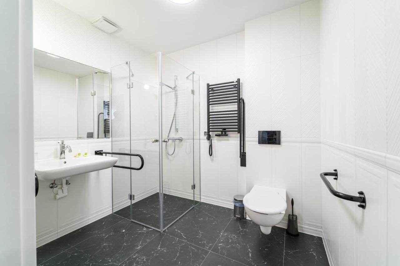 Hotel Piast Ополе Екстер'єр фото