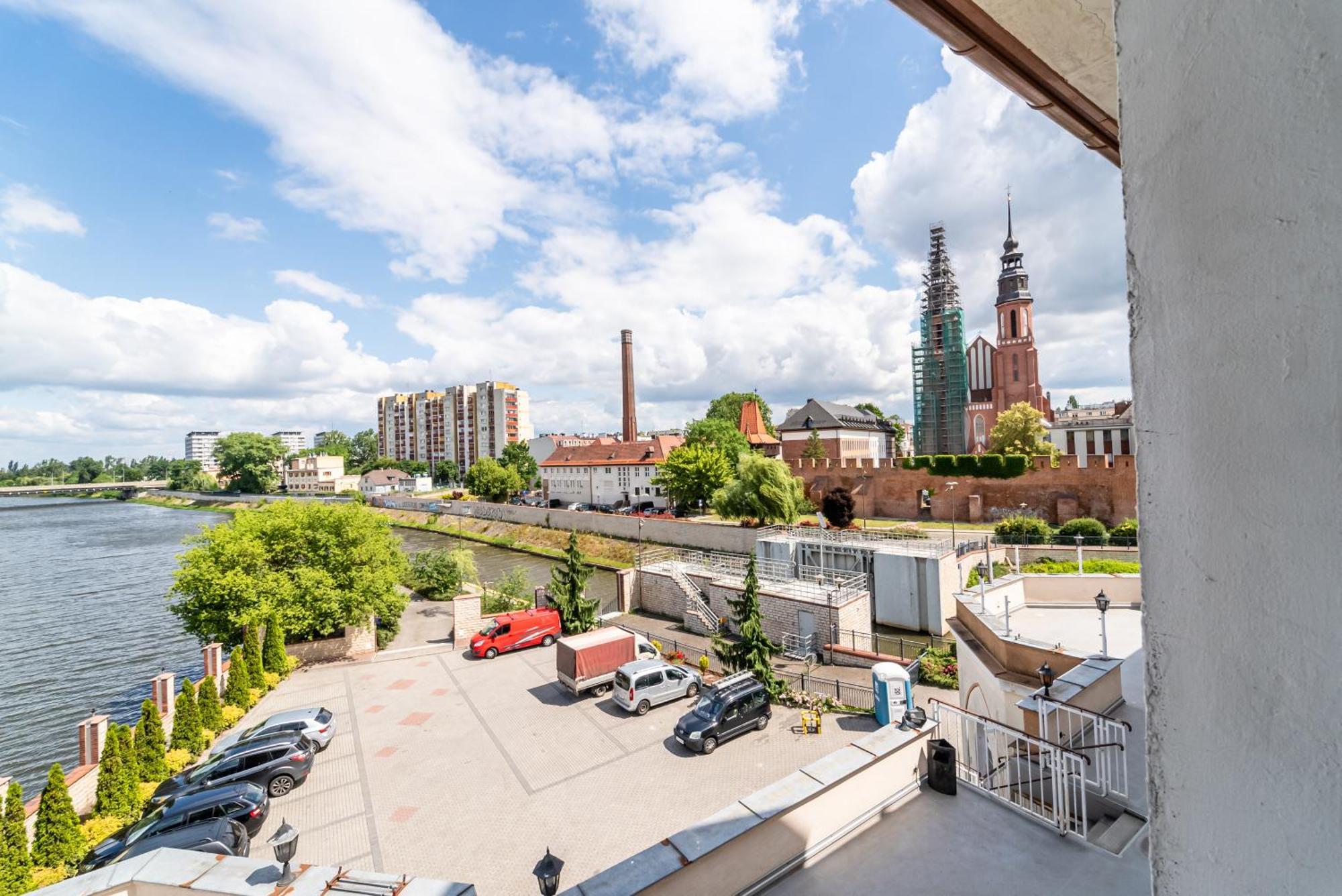 Hotel Piast Ополе Екстер'єр фото