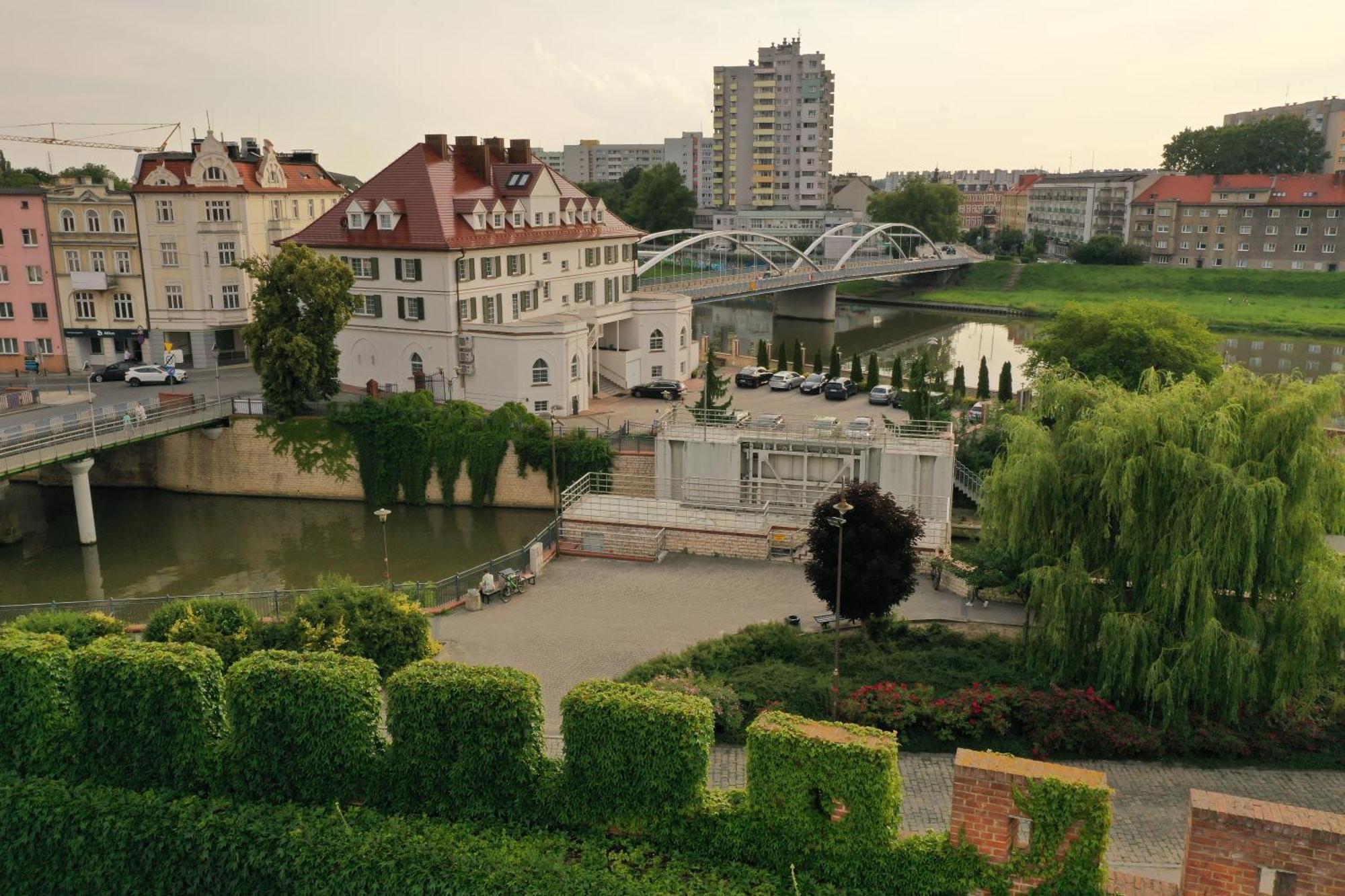 Hotel Piast Ополе Екстер'єр фото